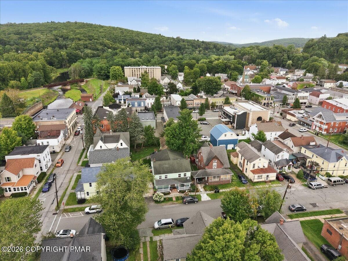 084-091_dji_fly_20260824_162002_0191_178 - 205 Maple Avenue, Hawley, PA 18428, Hawley