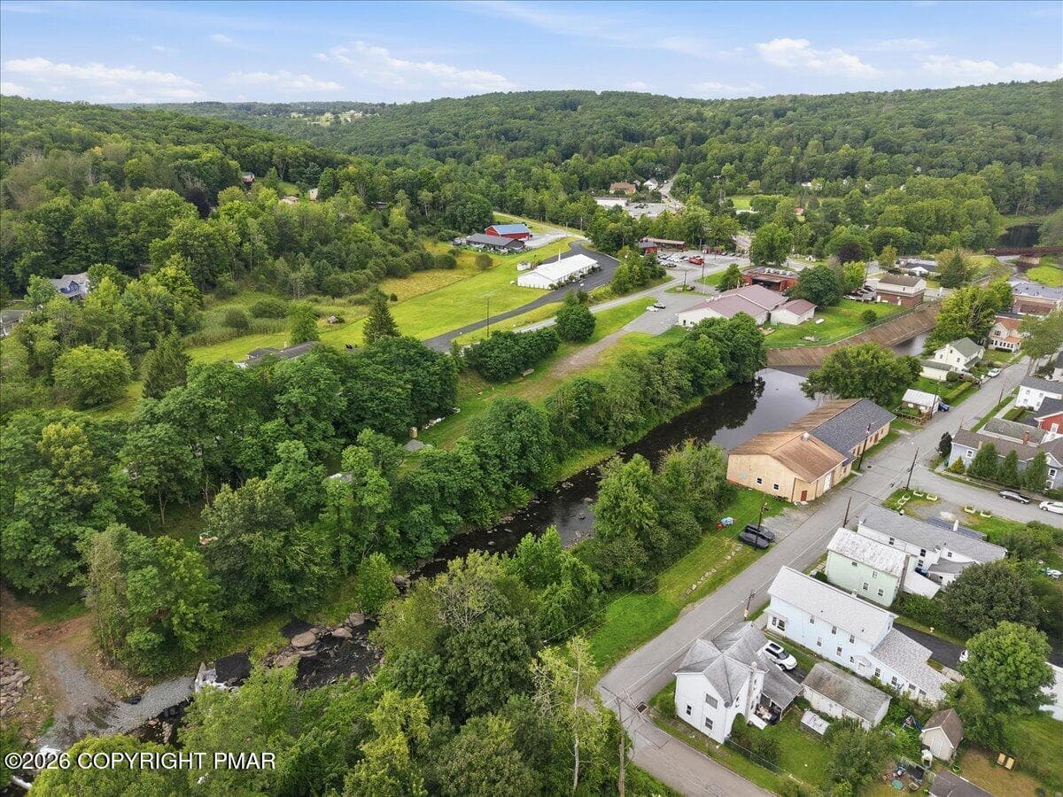 095-083_dji_fly_20260824_161856_0183_178 - 205 Maple Avenue, Hawley, PA 18428, Hawley