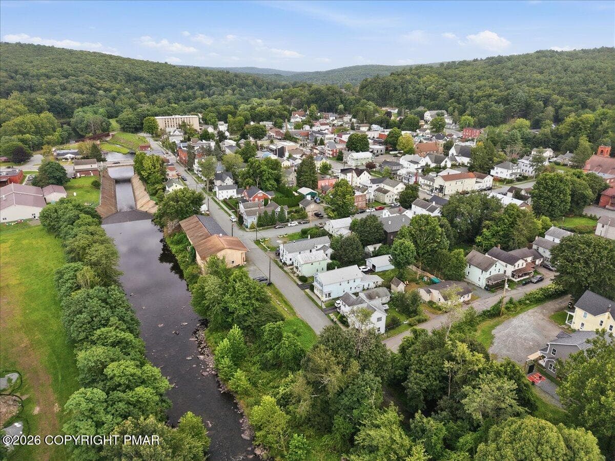 096-084_dji_fly_20260824_161906_0184_178 - 205 Maple Avenue, Hawley, PA 18428, Hawley