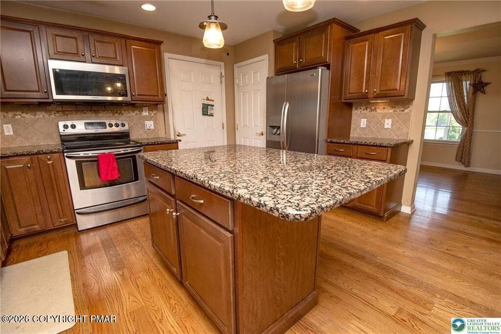 39 - 1603 Kings Court, Pen Argyl, PA 18072, Pen Argyl
