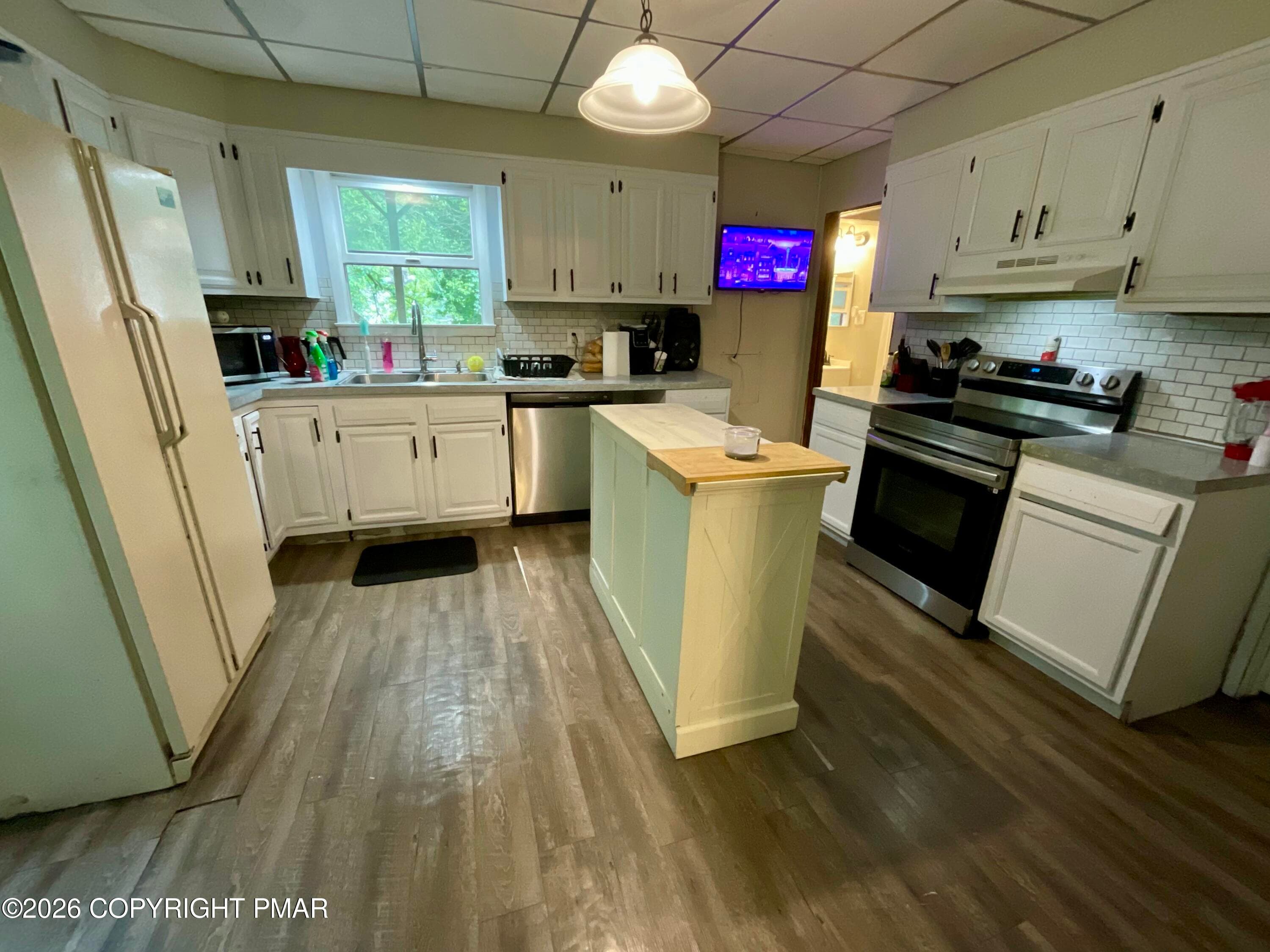 IMG_3513 - 320 W Ridge Street, Lansford, PA 18232, Lansford