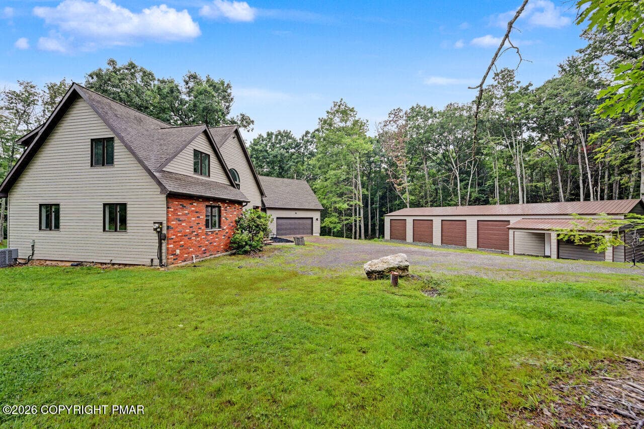 275BuckBlvd81-jpeg - 275 Buck Boulevard, Bear Creek, PA 18602, Bear Creek