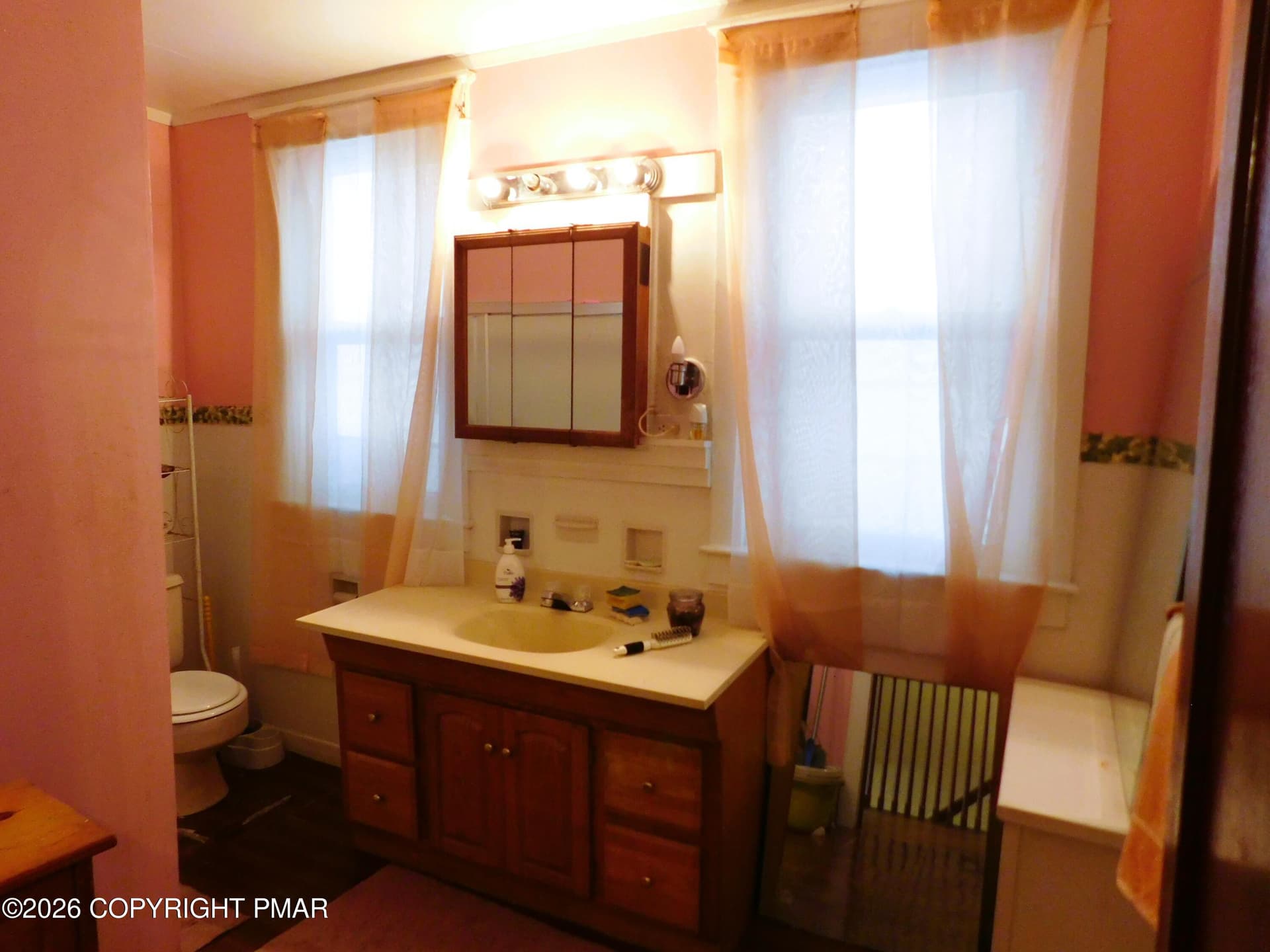 DSCN9298 - 358 W Bertsch Street, Lansford, PA 18232