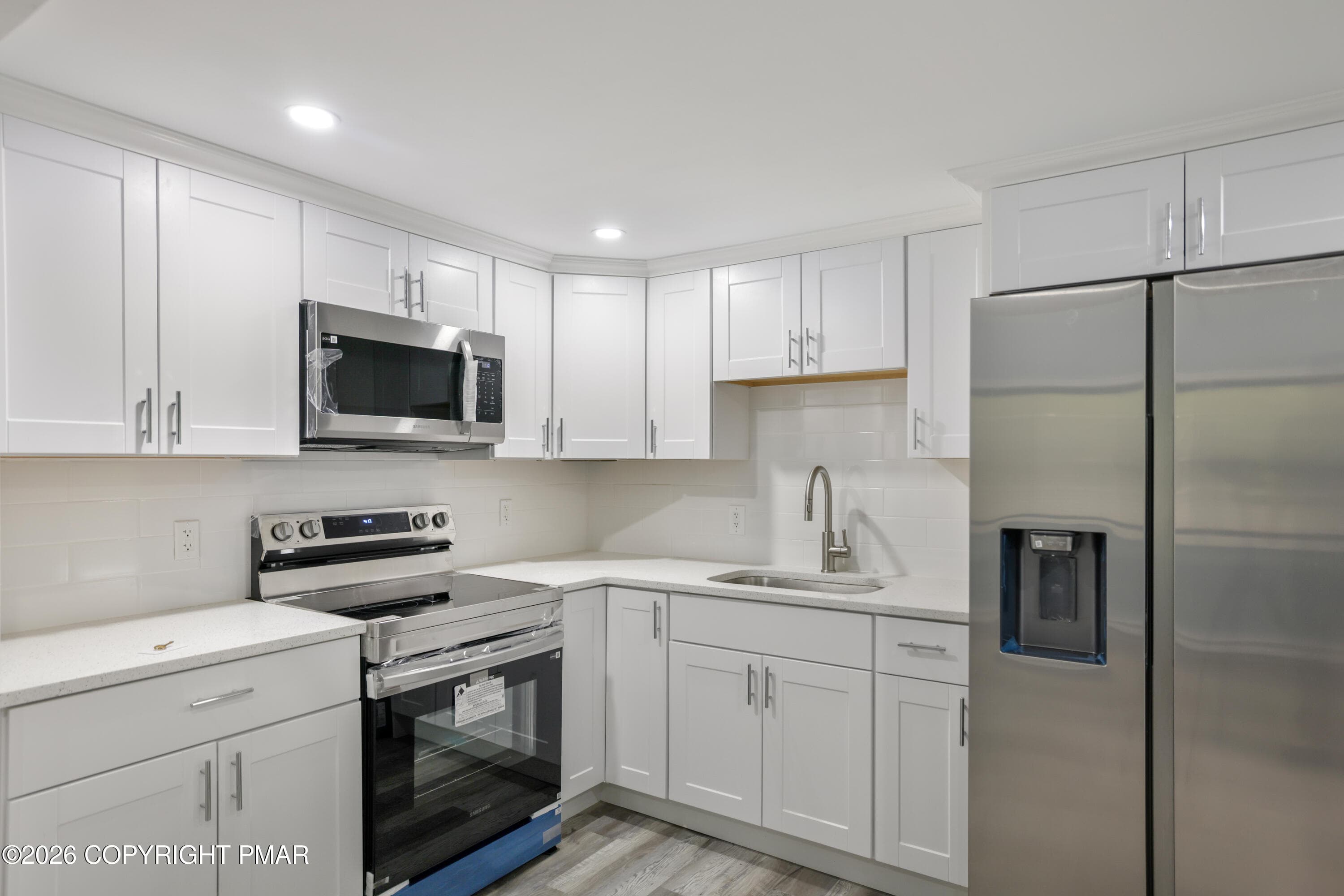 20-RBP55349 - 100 Outer Drive, Dingmans Ferry, PA 18328, Dingmans Ferry