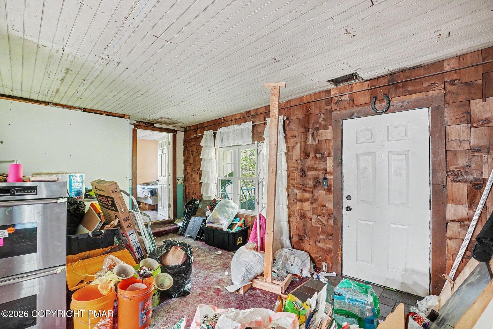 02_Entry_Mudroom - 1105 Euclid School Road, Butler, PA 16001, Butler
