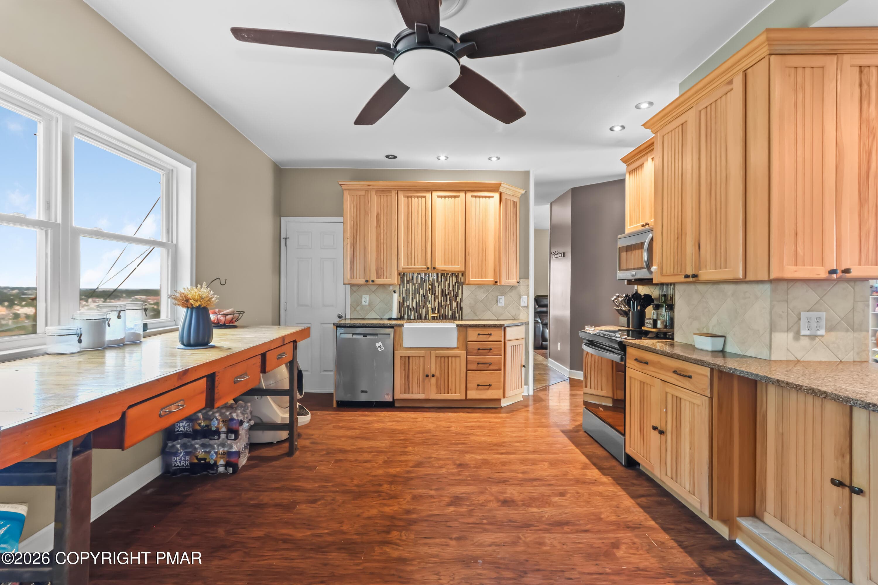 Kitchen 2 - 5525 Lehigh Avenue, Whitehall, PA 18052, Whitehall