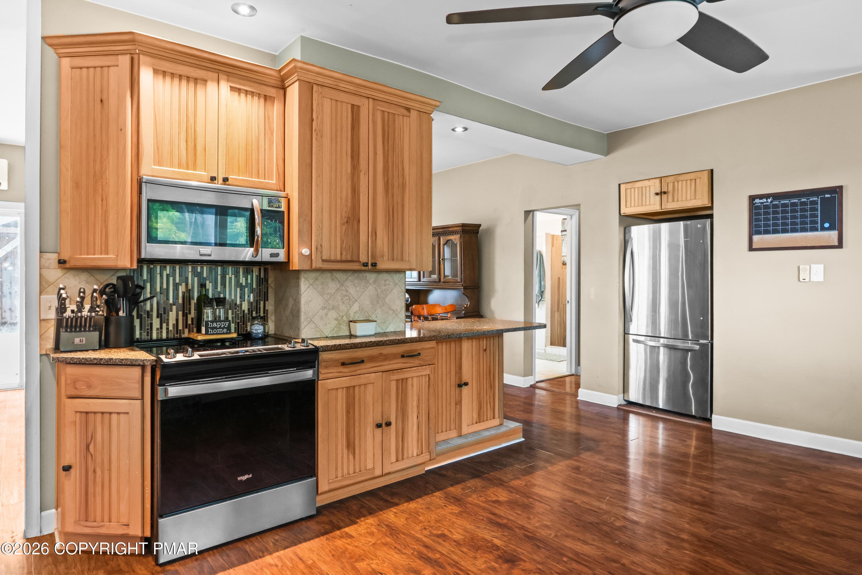 Kitchen 5 - 5525 Lehigh Avenue, Whitehall, PA 18052, Whitehall