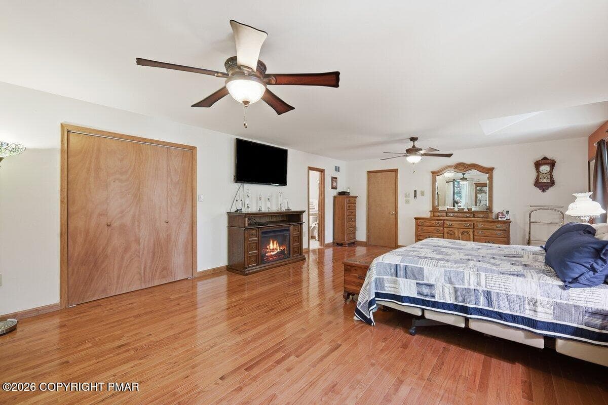 Primary Bedroom - 425 Underhill Drive, Tamiment, PA 18371, Tamiment