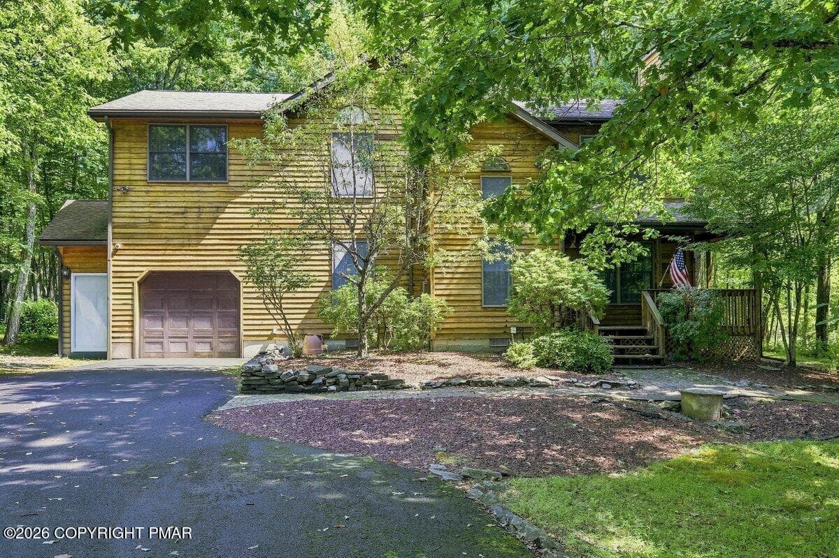 Front View - 425 Underhill Drive, Tamiment, PA 18371, Tamiment