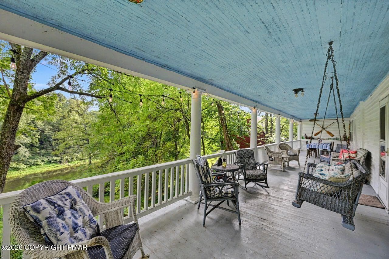 694 River Rd 08 Large - 694 River Road, Shawnee On Delaware, PA 18356, Shawnee On Delaware