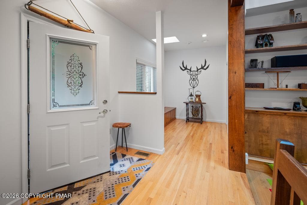 #6 Phan-Hwang Front Entry-Foyer Area - 1198 Deer Run, Pocono Pines, PA 18350