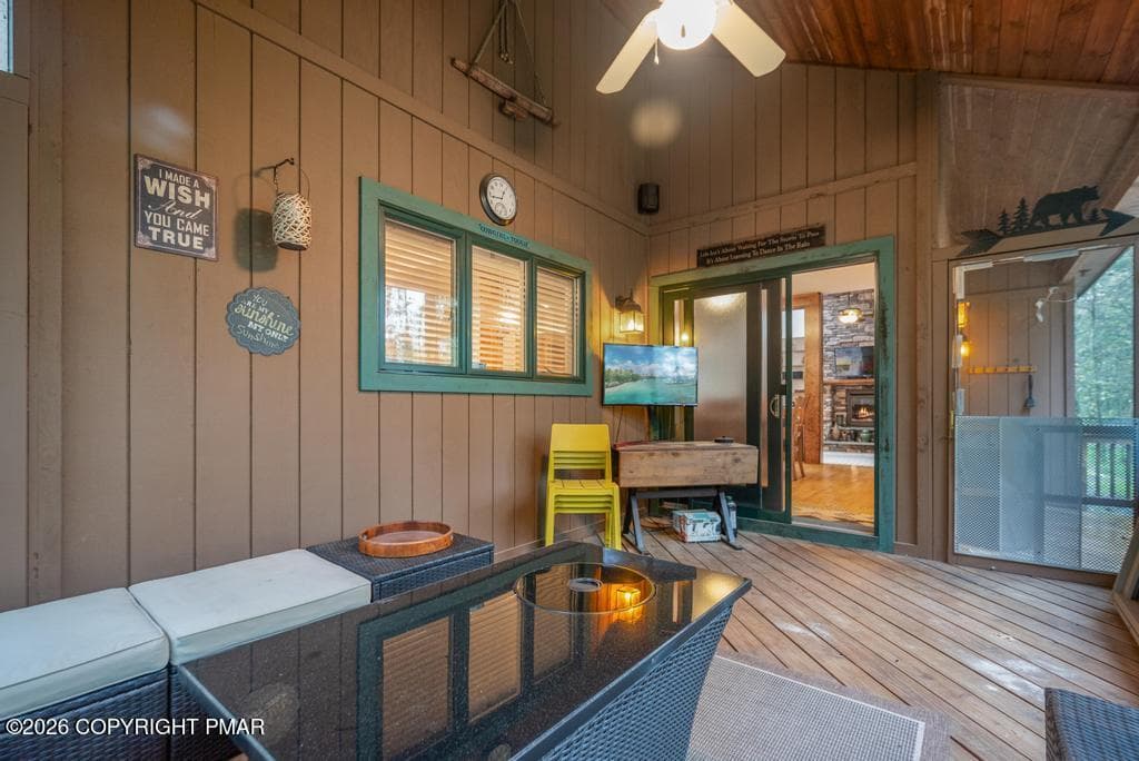 #14 Phan-Hwang Another Screened Porch Vi - 1198 Deer Run, Pocono Pines, PA 18350