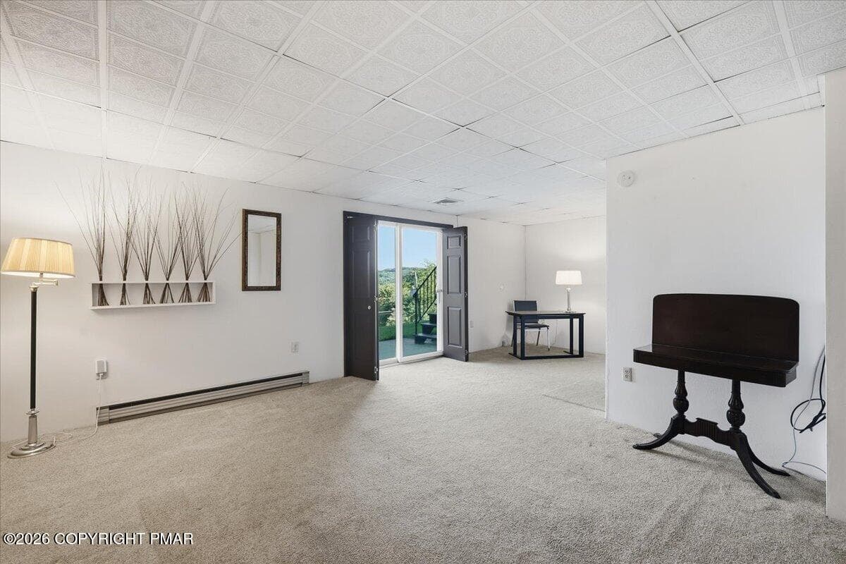 Family Room - 7121 Kingstead Drive, Slatington, PA 18080, Slatington