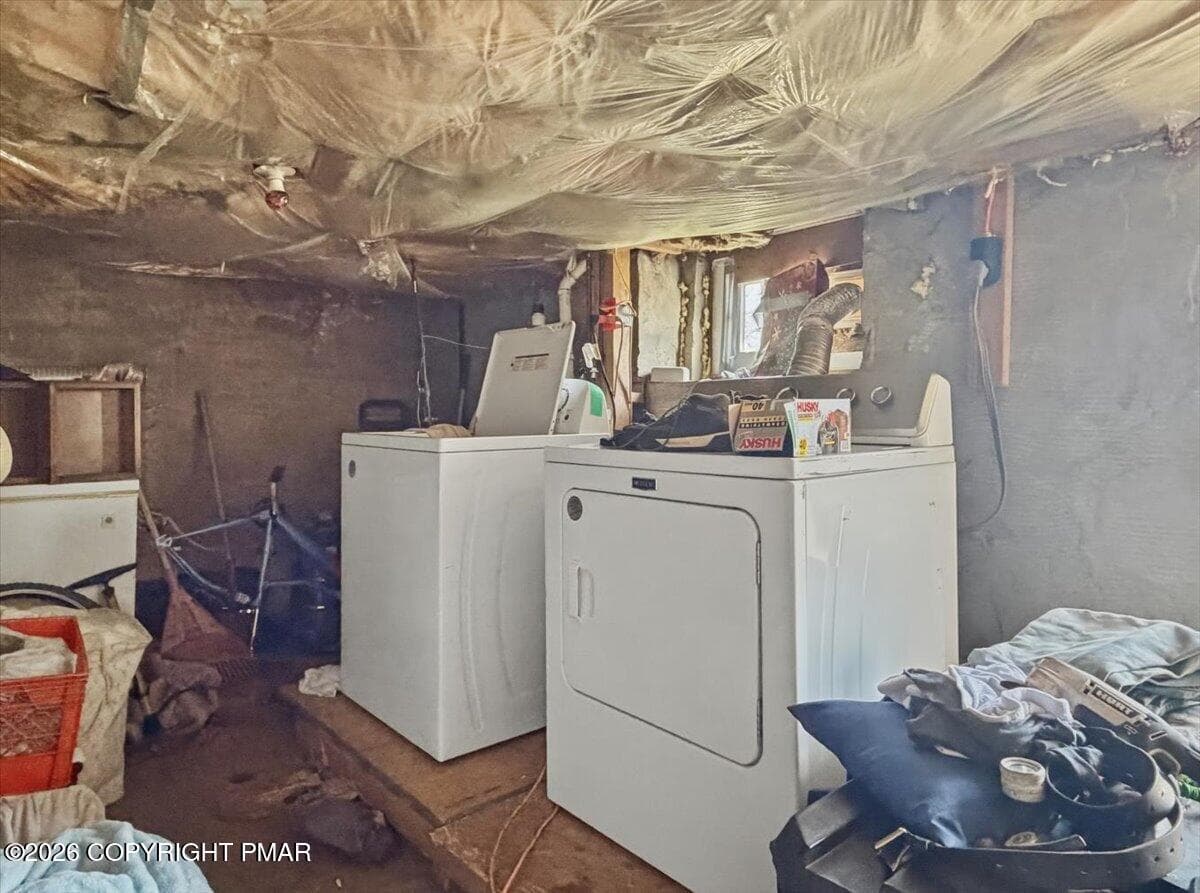 Laundry - 40 Davenport Street, Plymouth, PA 18651, Plymouth