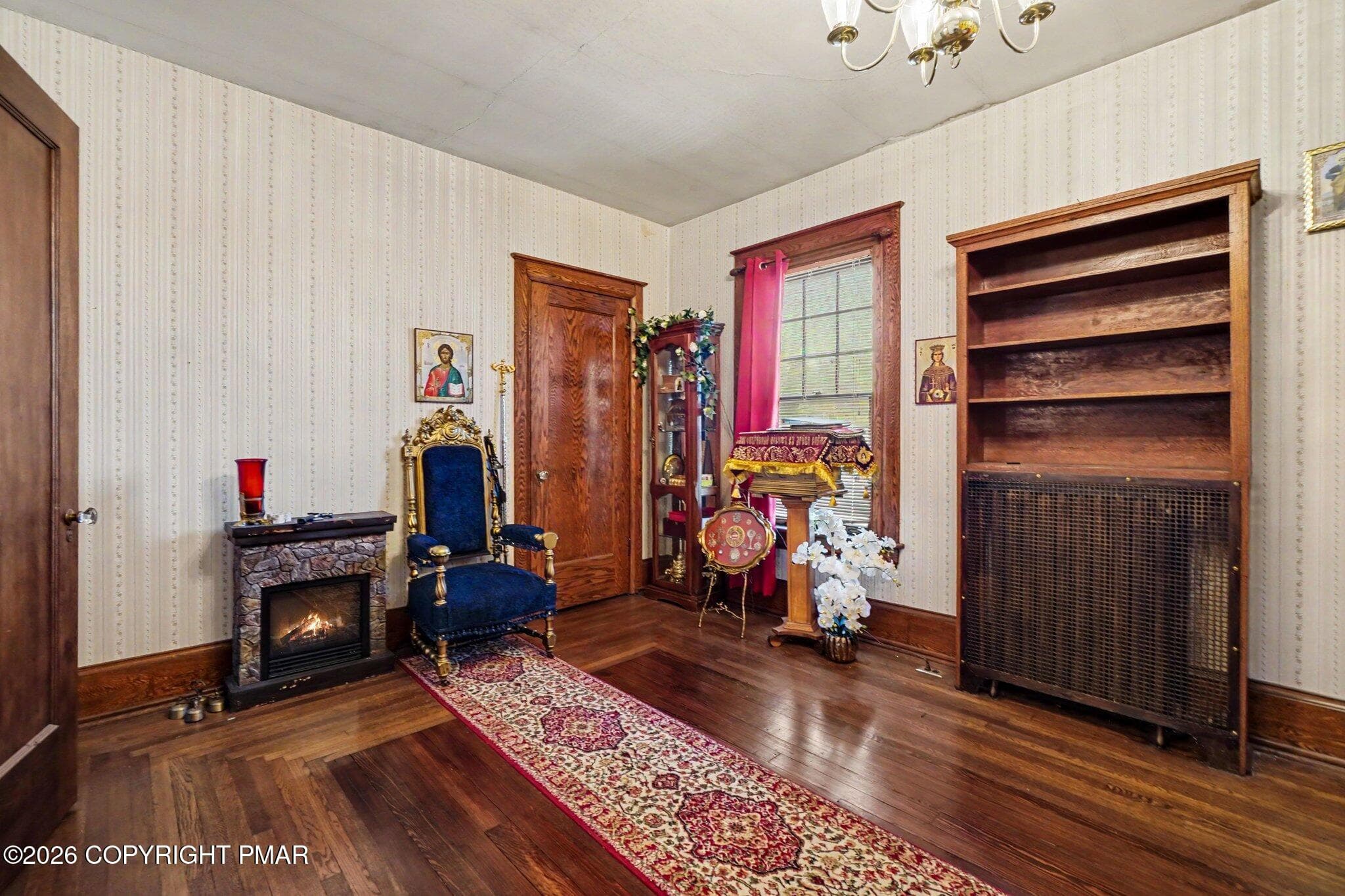030_file_4881 - 1812 Mahantongo Street, Pottsville, PA 17901, Pottsville