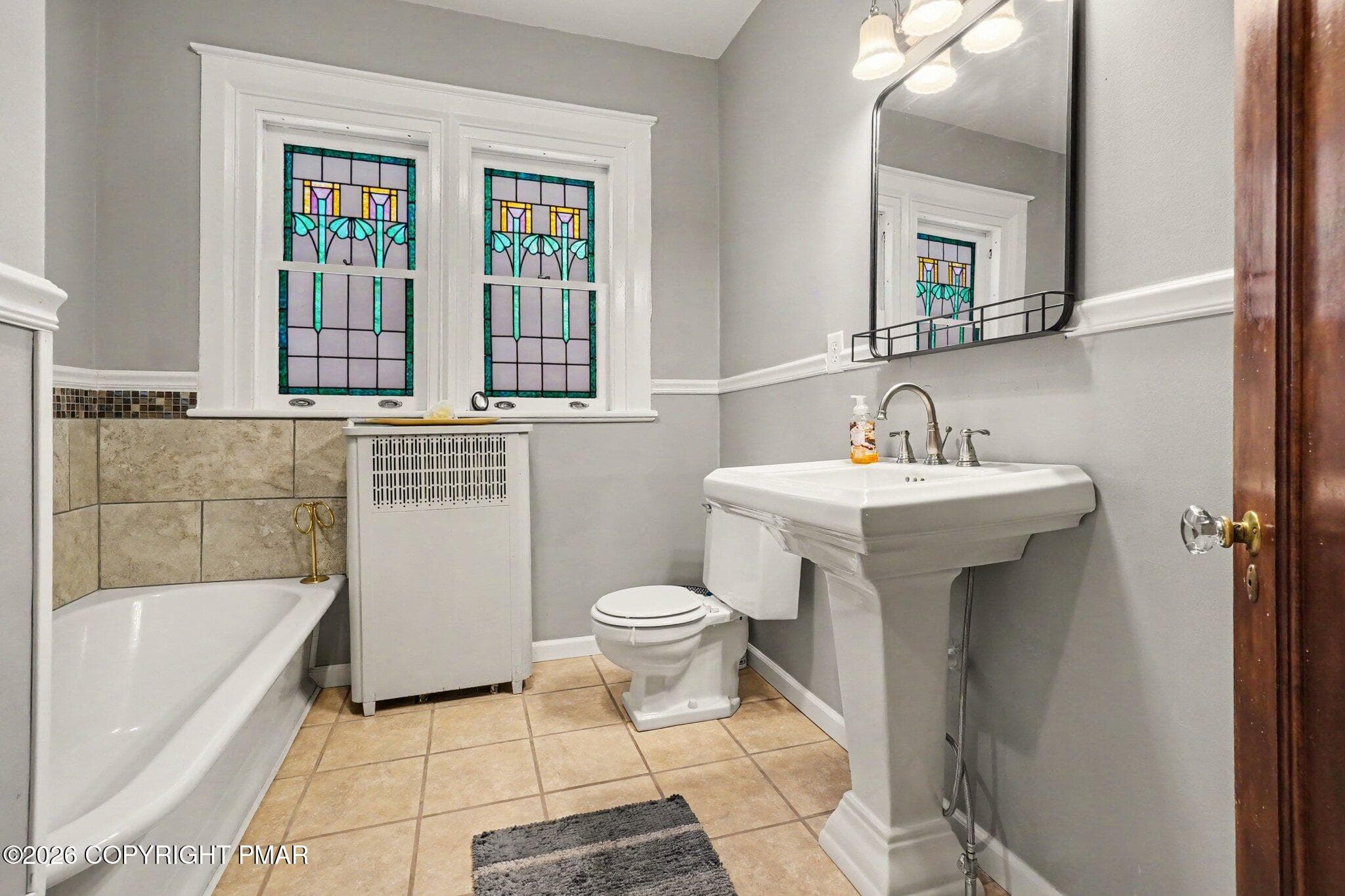 041_file_4813 - 1812 Mahantongo Street, Pottsville, PA 17901, Pottsville