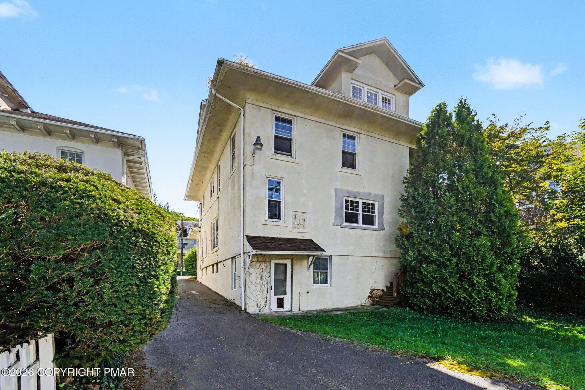 050_file_3318 - 1812 Mahantongo Street, Pottsville, PA 17901, Pottsville