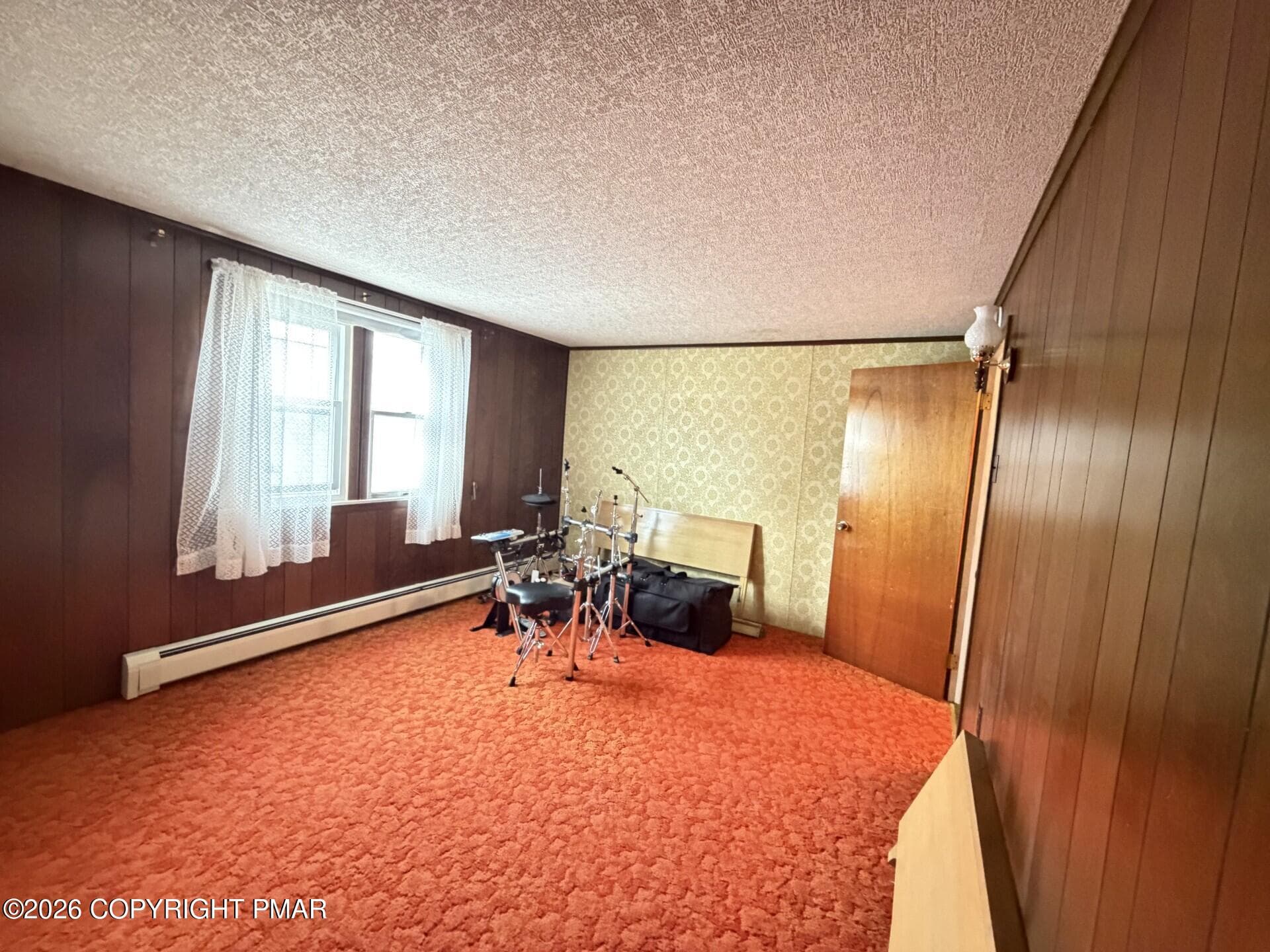 27 - 45 W Holland Street, Summit Hill, PA 18250, Summit Hill