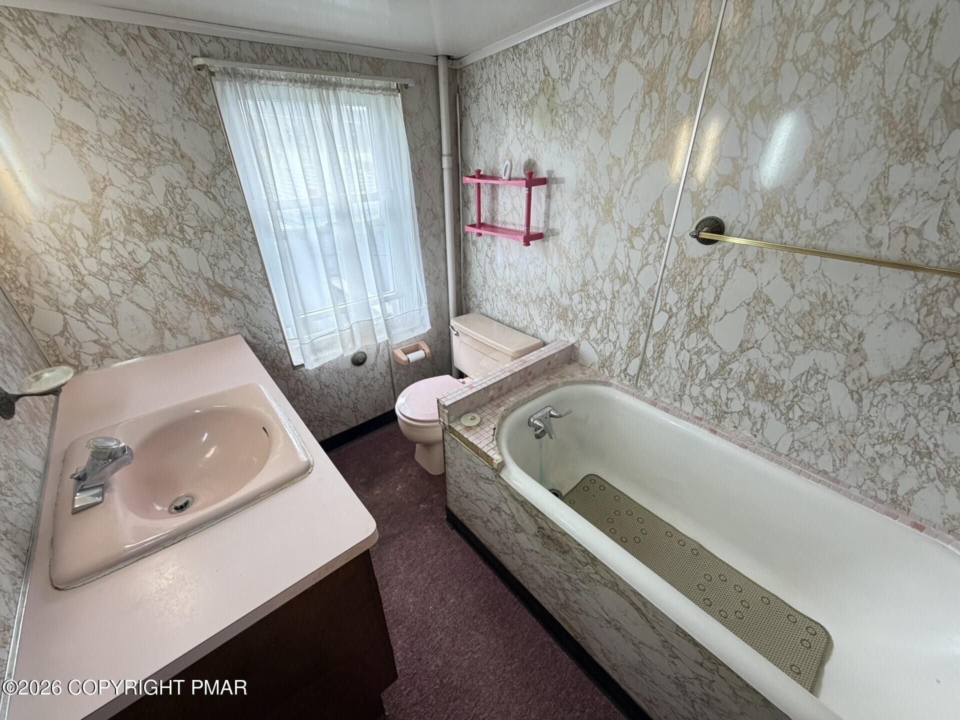 33 - 45 W Holland Street, Summit Hill, PA 18250, Summit Hill