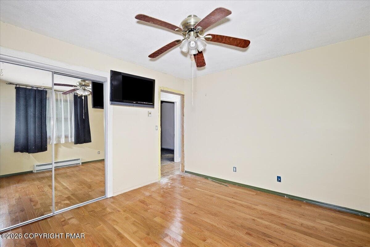 Bedroom - 184 Swallow Circle, Bushkill, PA 18324, Bushkill