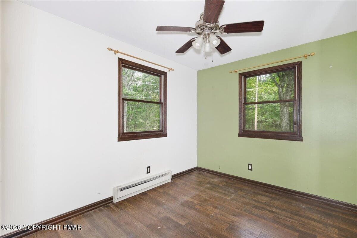 Bedroom - 184 Swallow Circle, Bushkill, PA 18324, Bushkill