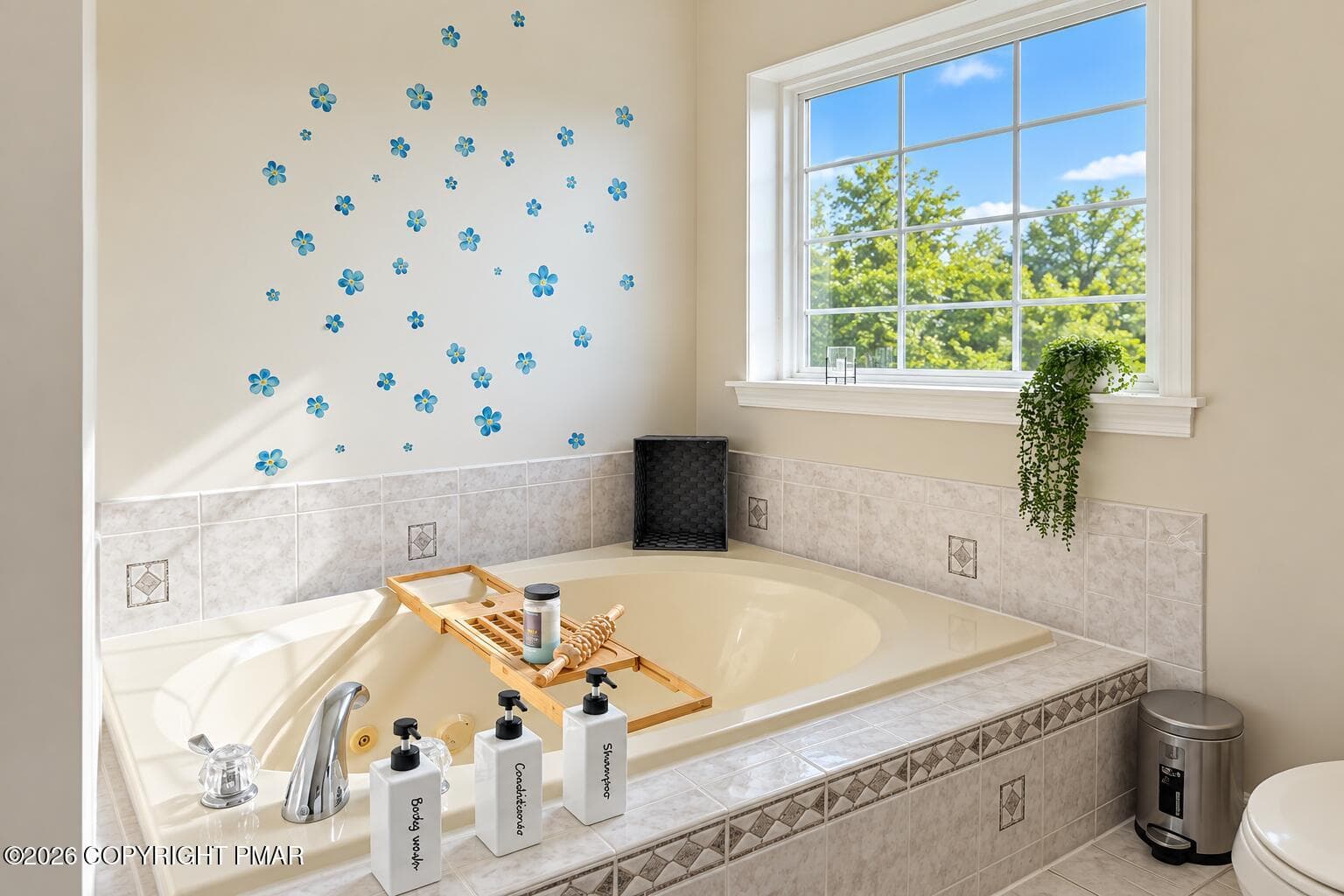 Tub - 169 Lookout Drive, Albrightsville, PA 18210, Albrightsville