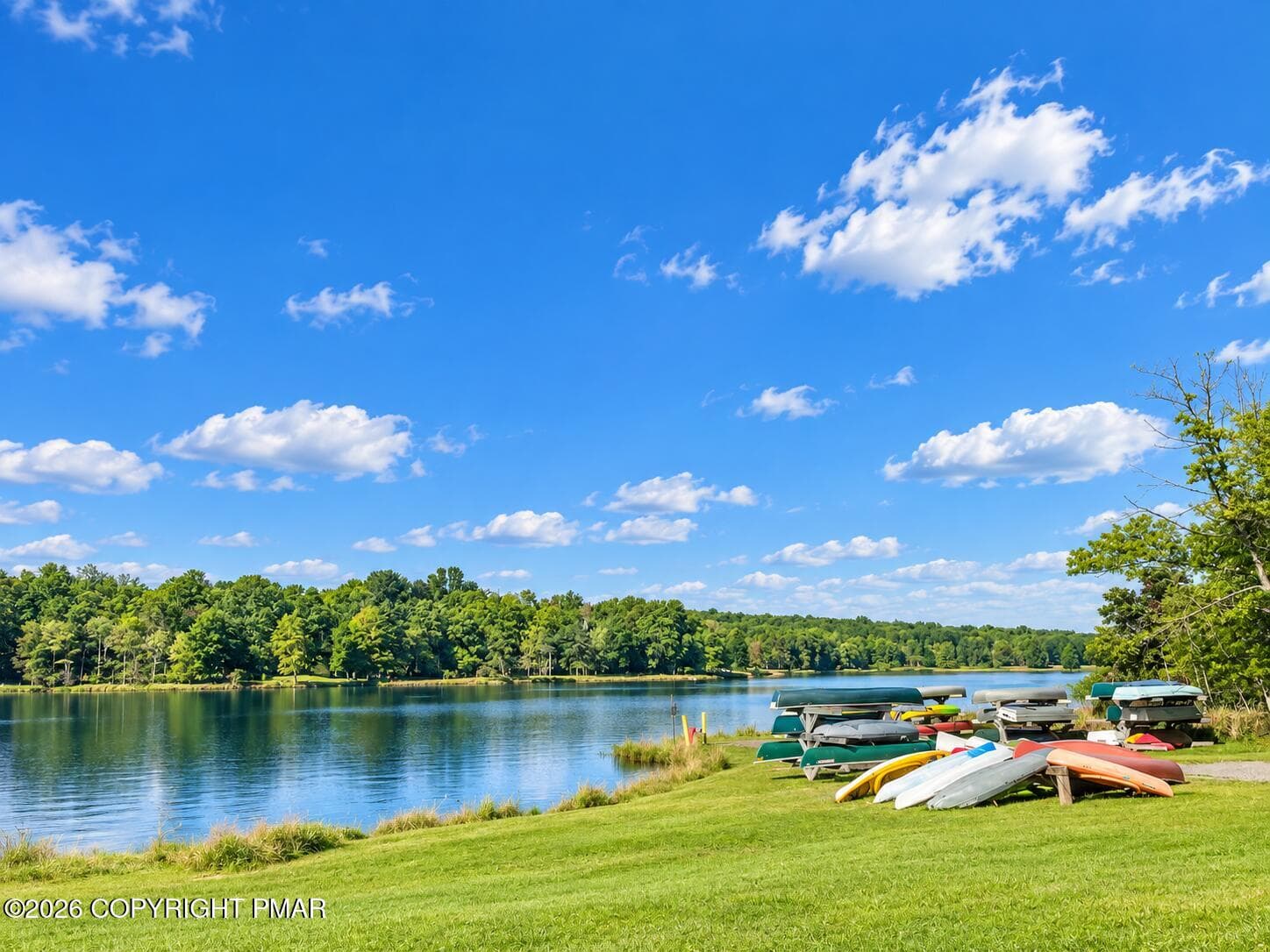 Sunny Lakeside Canoe Haven - 169 Lookout Drive, Albrightsville, PA 18210, Albrightsville