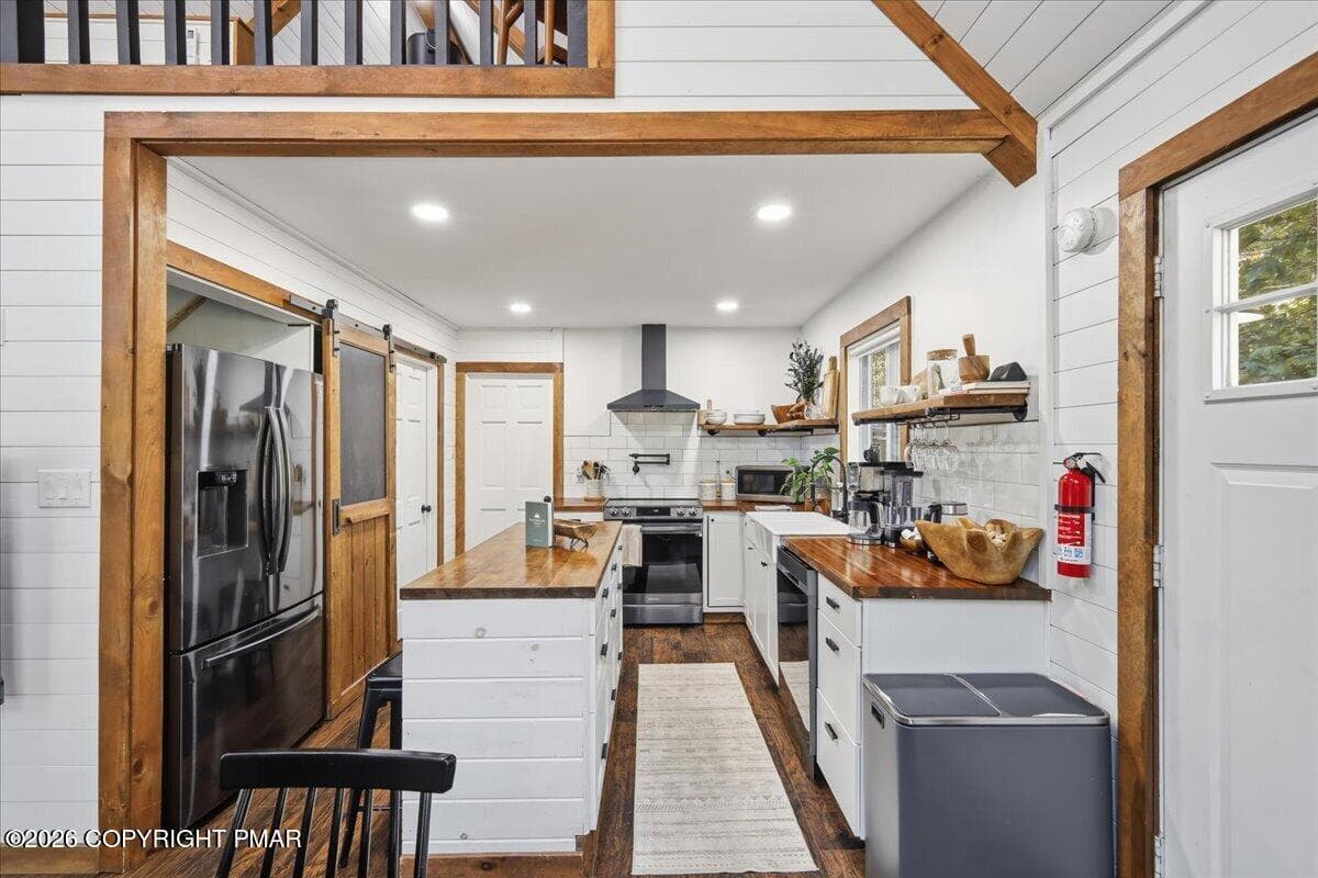 Kitchen - 1113 Kensington Drive, Tobyhanna, PA 18466, Tobyhanna