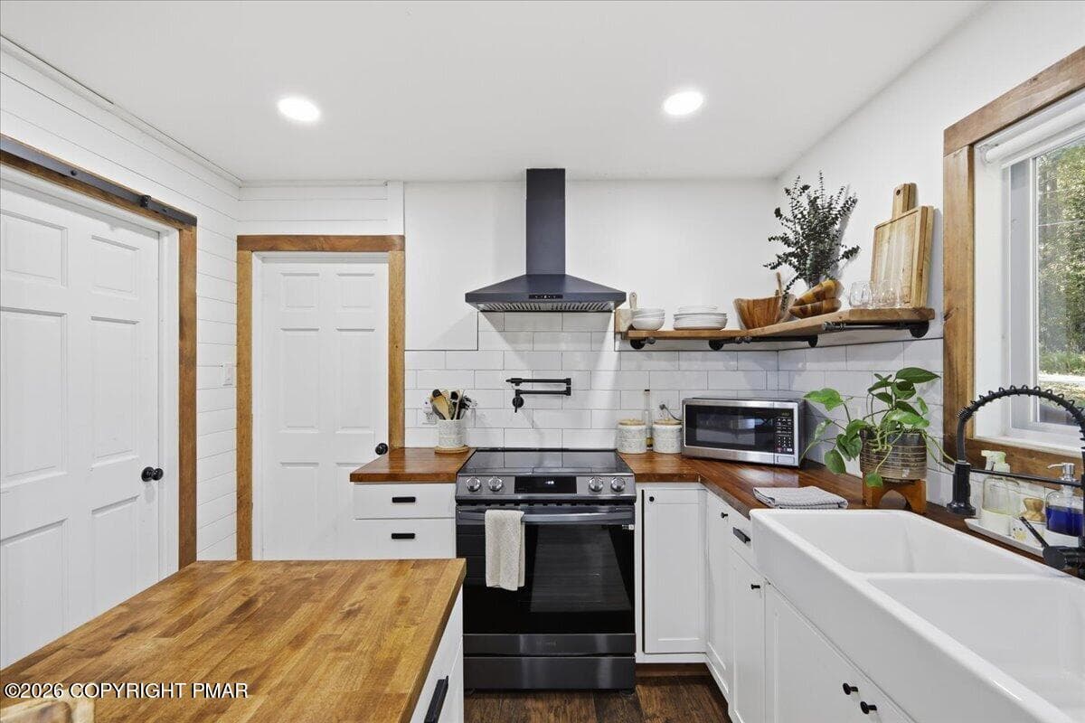 Kitchen - 1113 Kensington Drive, Tobyhanna, PA 18466, Tobyhanna