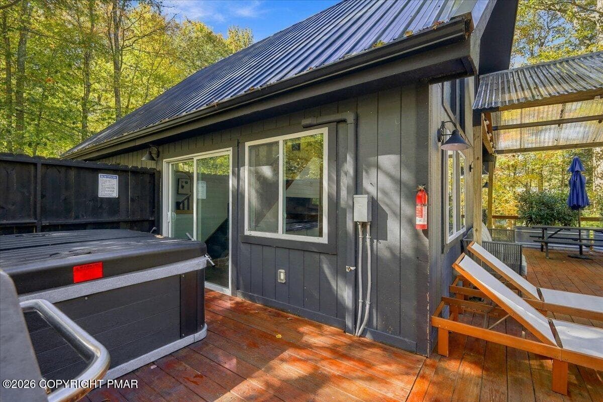 Deck - 1113 Kensington Drive, Tobyhanna, PA 18466, Tobyhanna