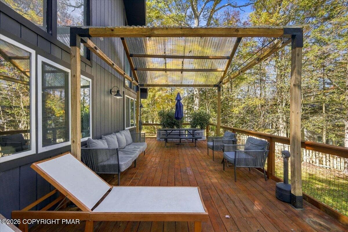 Deck - 1113 Kensington Drive, Tobyhanna, PA 18466, Tobyhanna
