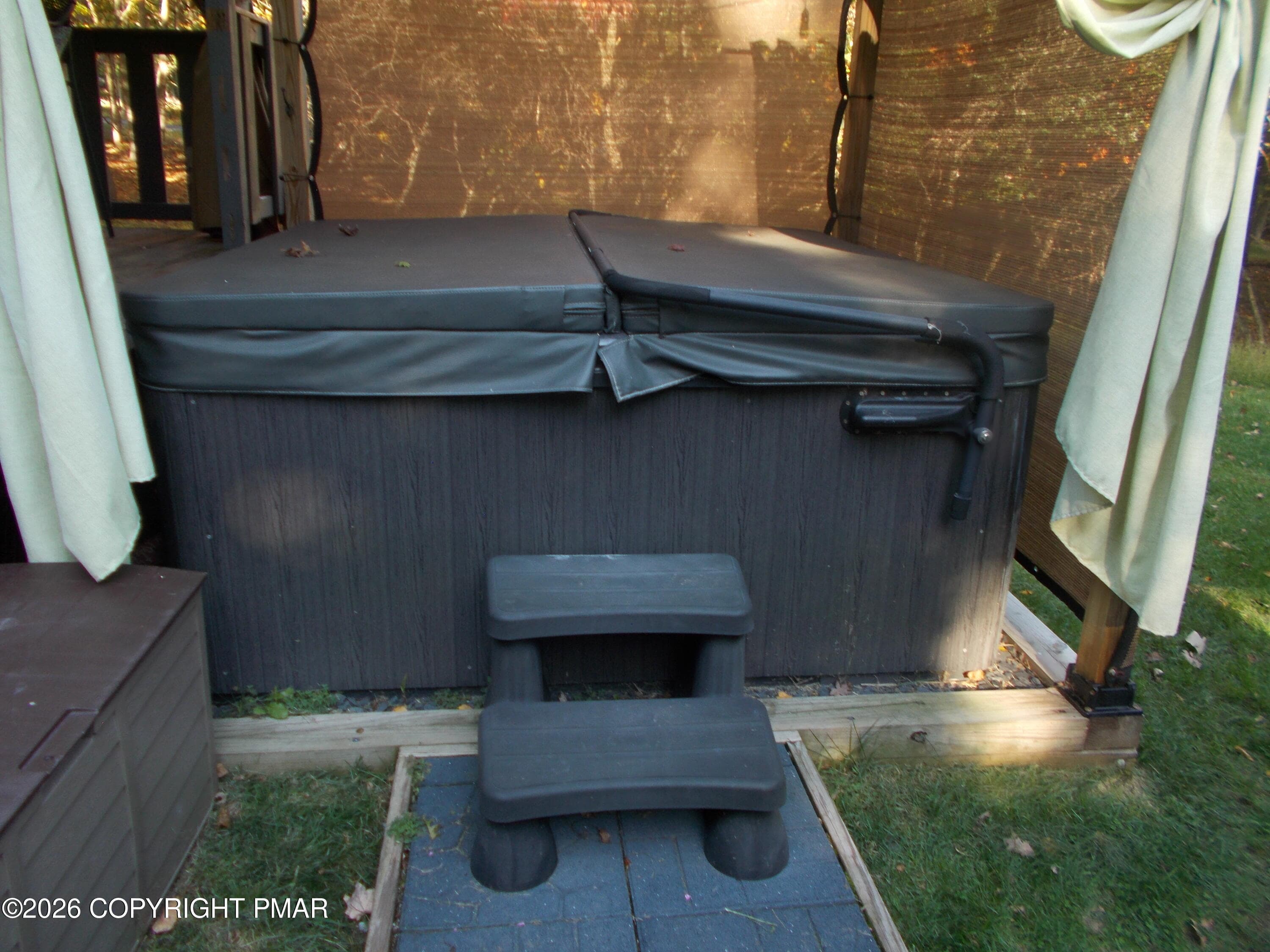hot tub - 212 Summit Drive, Albrightsville, PA 18210, Albrightsville