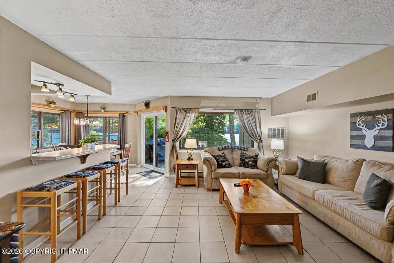 Living - 59 Midlake Drive 101, Lake Harmony, PA 18624, Lake Harmony
