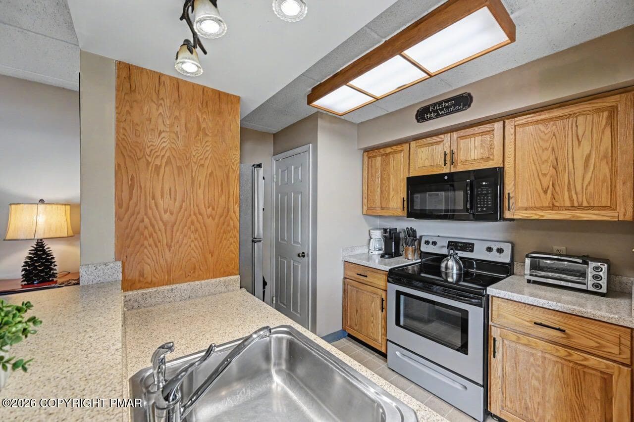 59 Midlake Dr - Unit 10124 Large - 59 Midlake Drive 101, Lake Harmony, PA 18624, Lake Harmony