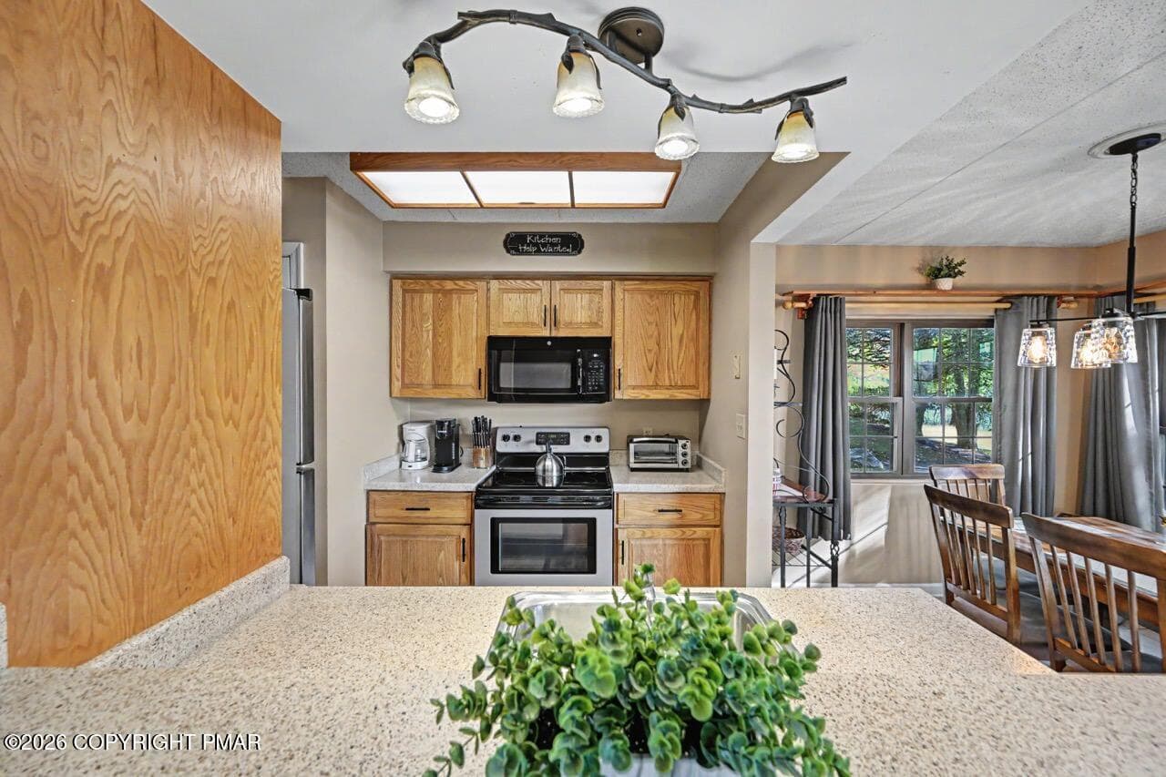 59 Midlake Dr - Unit 10125 Large - 59 Midlake Drive 101, Lake Harmony, PA 18624, Lake Harmony