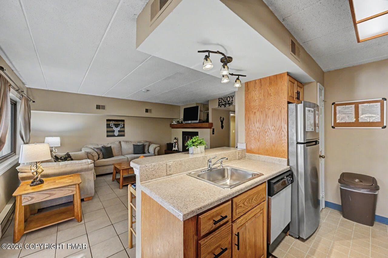 59 Midlake Dr - Unit 10128 Large - 59 Midlake Drive 101, Lake Harmony, PA 18624, Lake Harmony