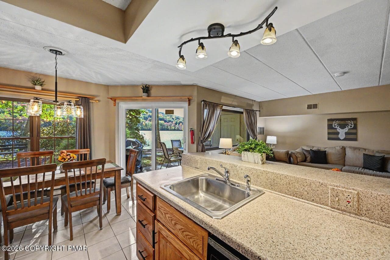 59 Midlake Dr - Unit 10133 Large - 59 Midlake Drive 101, Lake Harmony, PA 18624, Lake Harmony