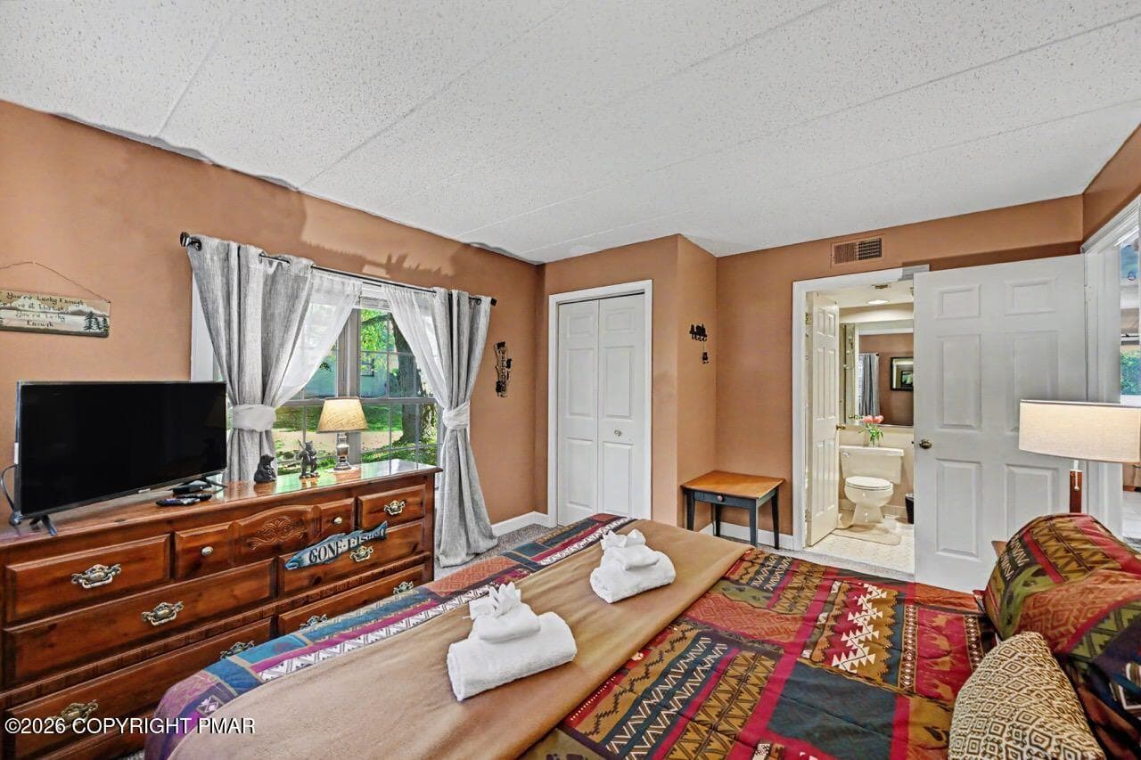 59 Midlake Dr - Unit 10137 Large - 59 Midlake Drive 101, Lake Harmony, PA 18624, Lake Harmony