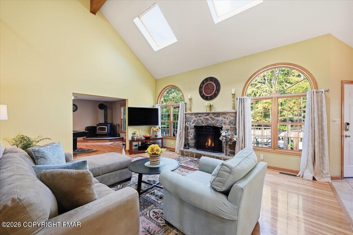 Living Room - 104 Arbor Way, Stroudsburg, PA 18360, Stroudsburg