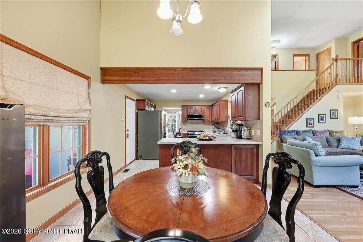 Breakfast Nook/Open Layout - 104 Arbor Way, Stroudsburg, PA 18360, Stroudsburg
