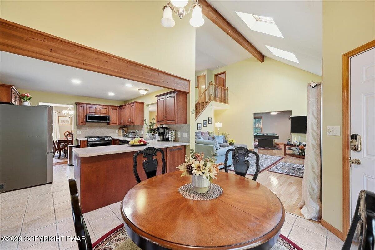 Breakfast Nook/Open Layout - 104 Arbor Way, Stroudsburg, PA 18360, Stroudsburg