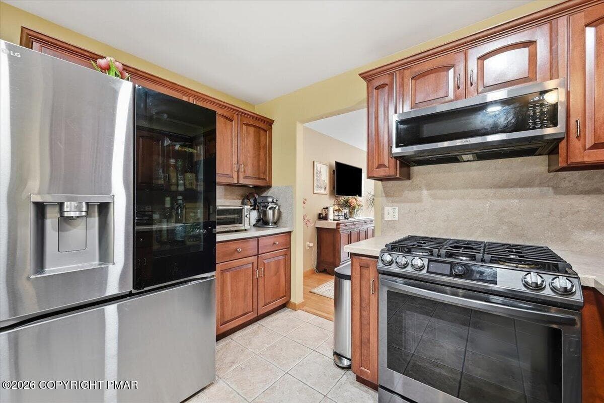 Kitchen - 104 Arbor Way, Stroudsburg, PA 18360, Stroudsburg