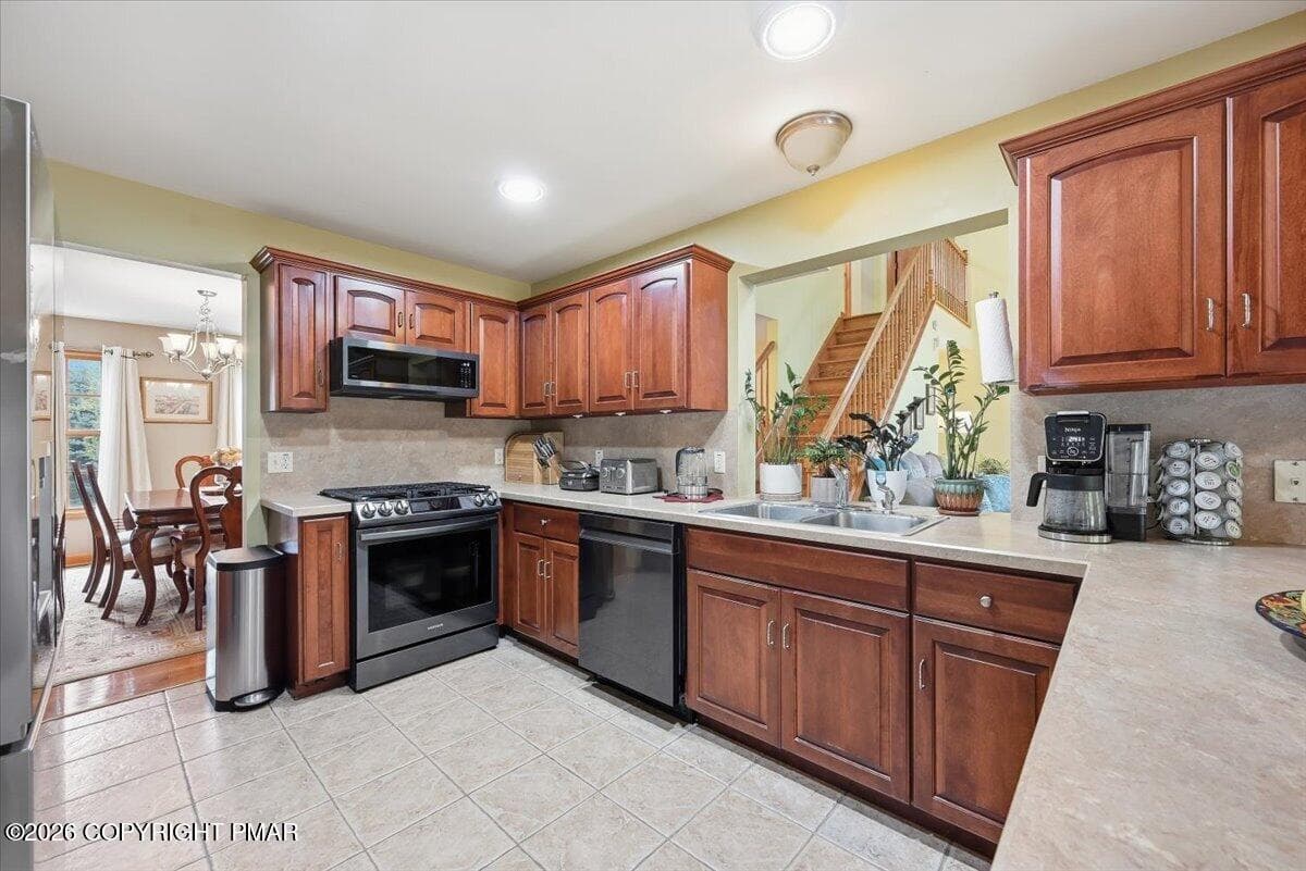 Kitchen - 104 Arbor Way, Stroudsburg, PA 18360, Stroudsburg