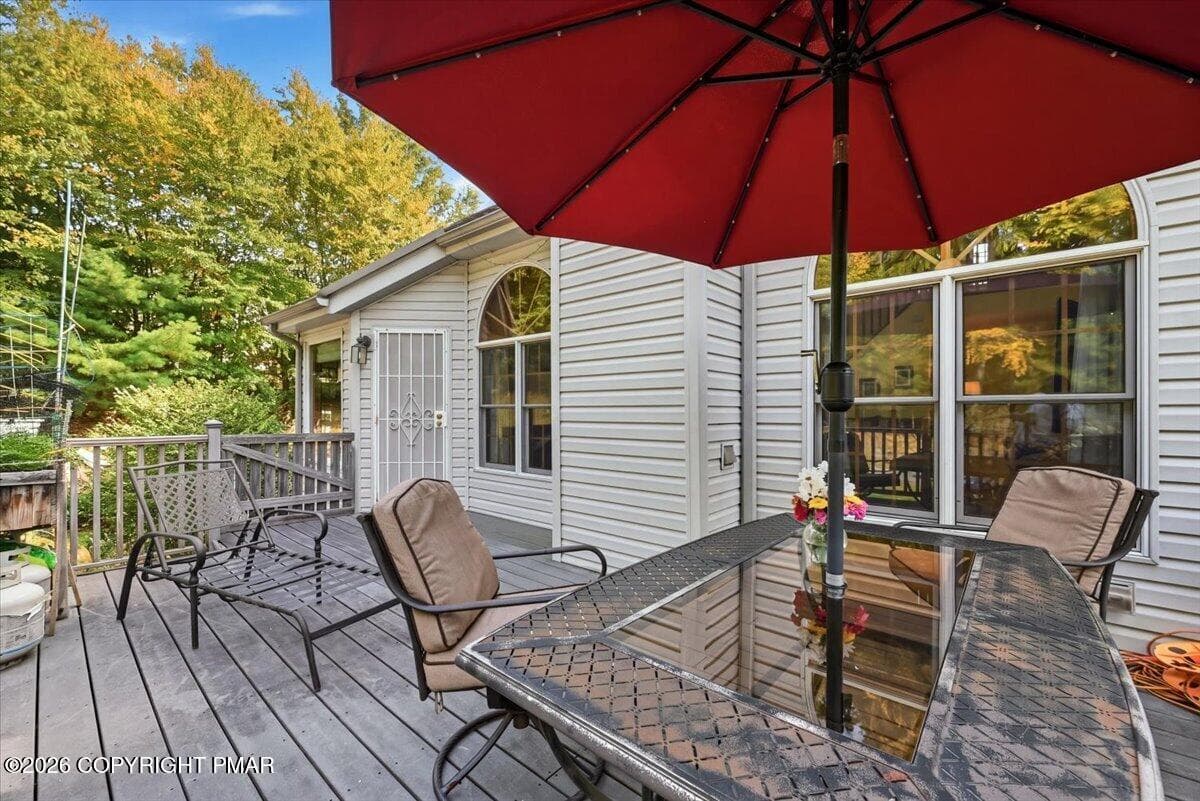 Deck - 104 Arbor Way, Stroudsburg, PA 18360, Stroudsburg