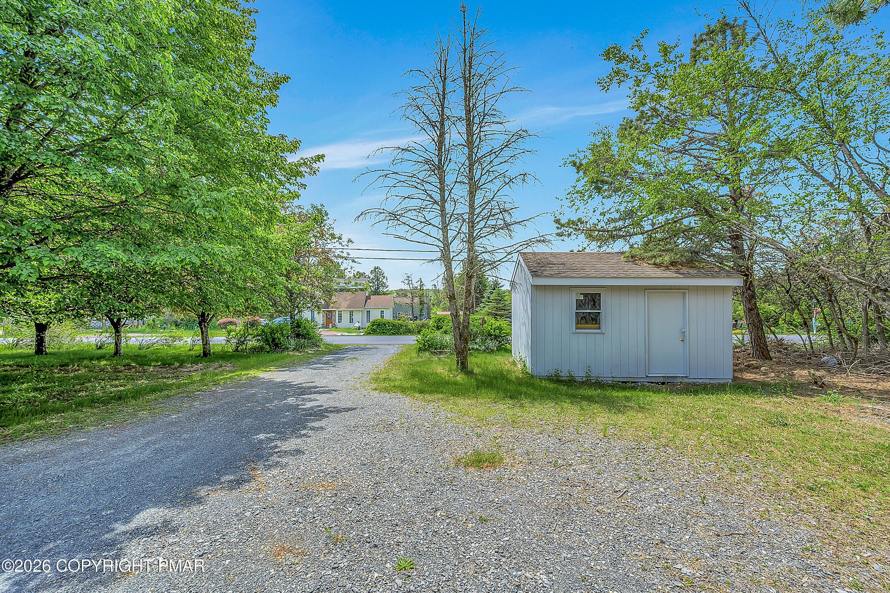Driveway - 405 Skyline Drive, Blakeslee, PA 18610, Blakeslee
