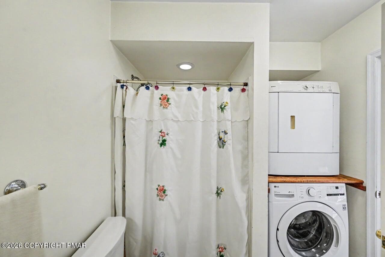 1st Floor Bath w/ Laundry - 2367 Route 209, Sciota, PA 18354, Sciota