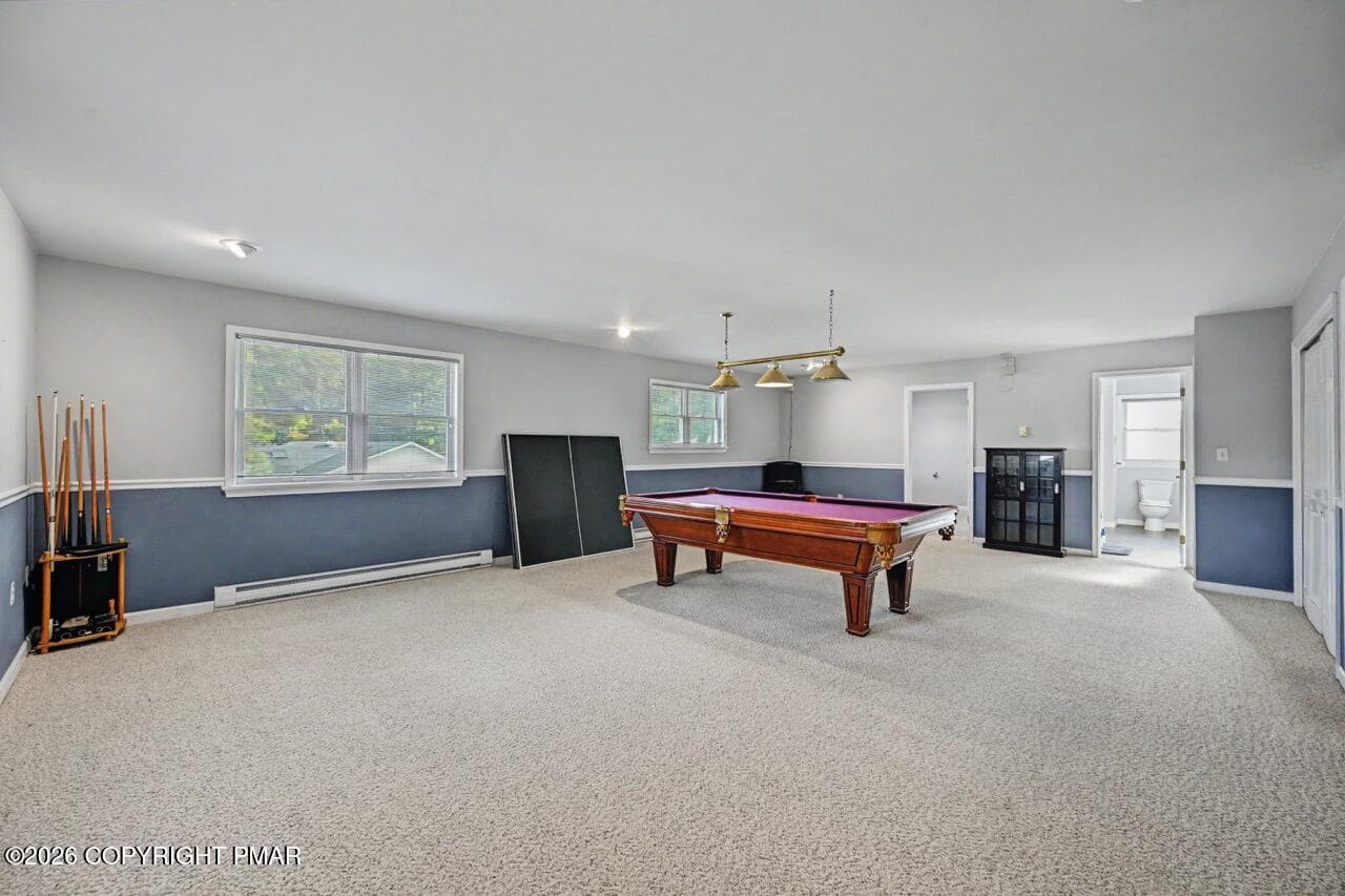 Oversized Family Room - 2367 Route 209, Sciota, PA 18354, Sciota