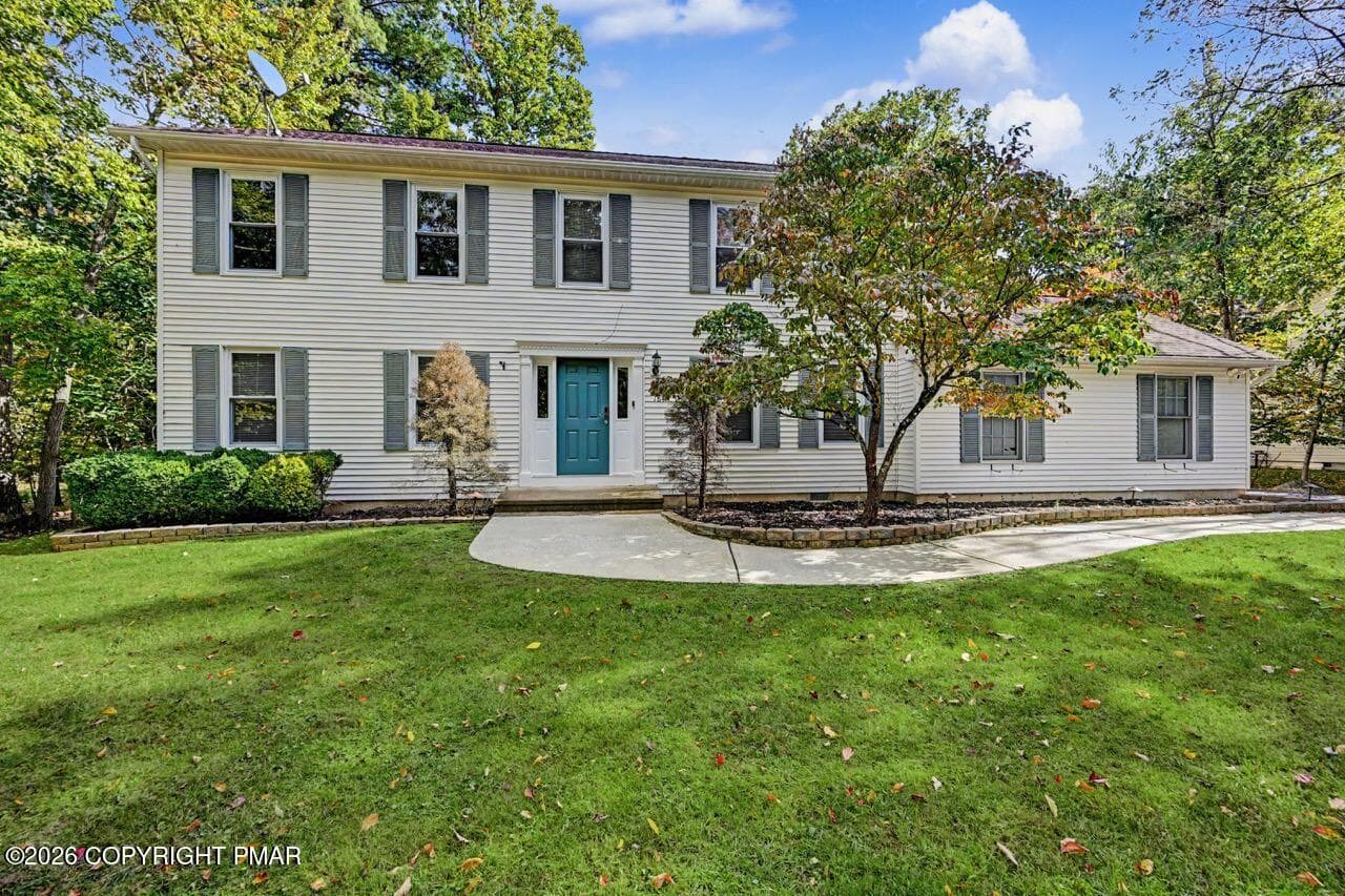184 Escoll Drive, East Stroudsburg, PA 18301