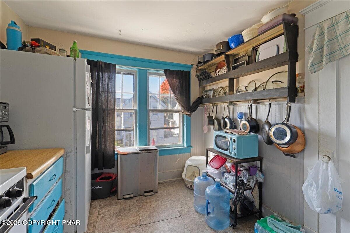 09-Second Floor - 95 Bedford Street REAR, Forty Fort, PA 18704, Forty Fort