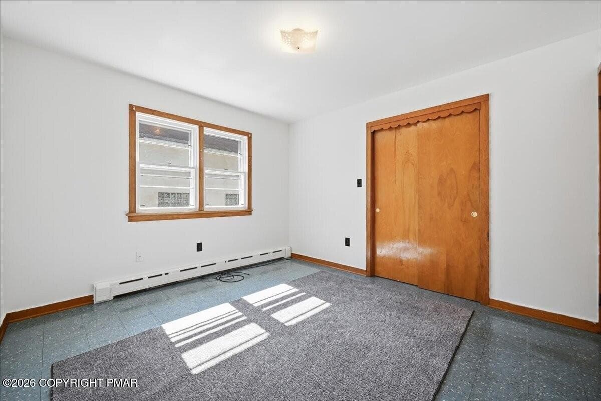 36 bedroom 2 - 1000 Interchange Road, Gilbert, PA 18331, Gilbert